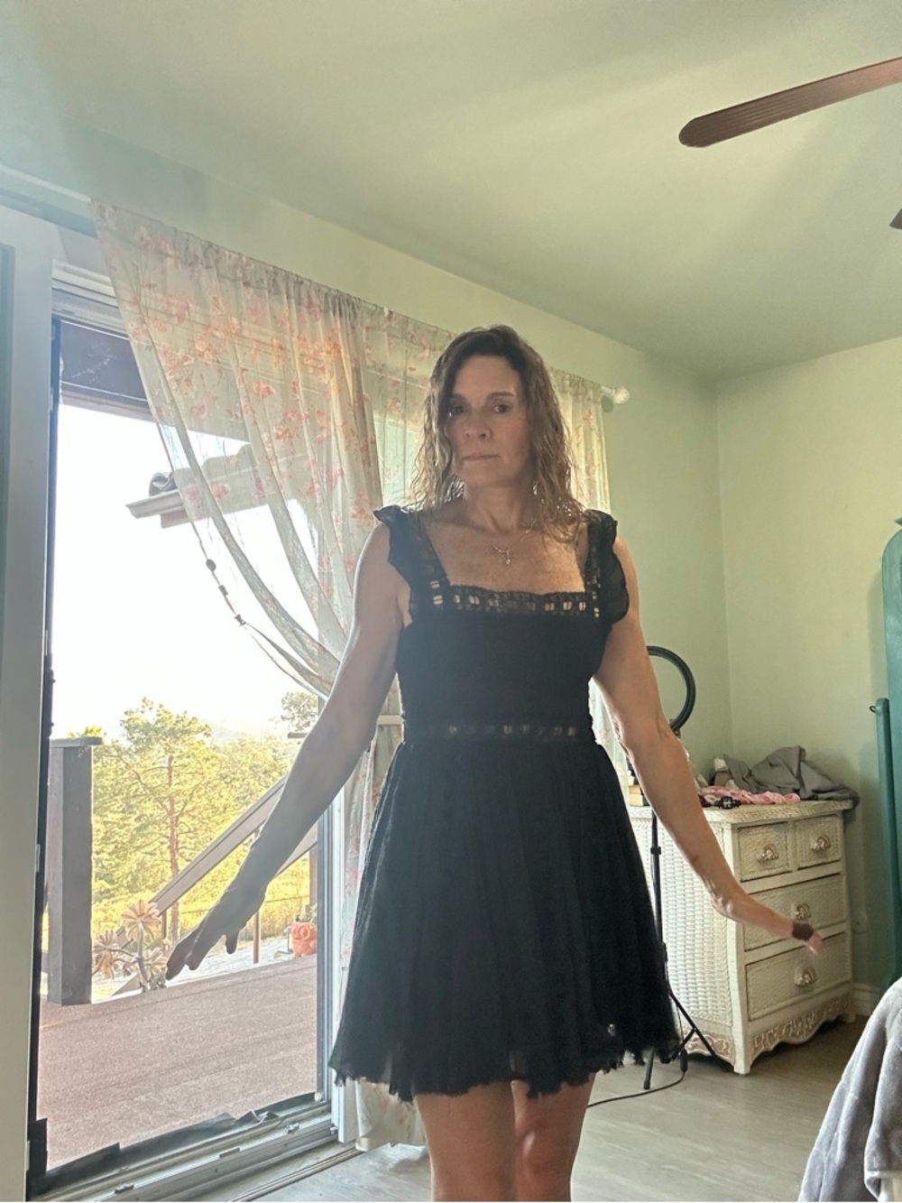 Elegant Black Lace Trim Midi Dress - Women - Picture 6 of 7